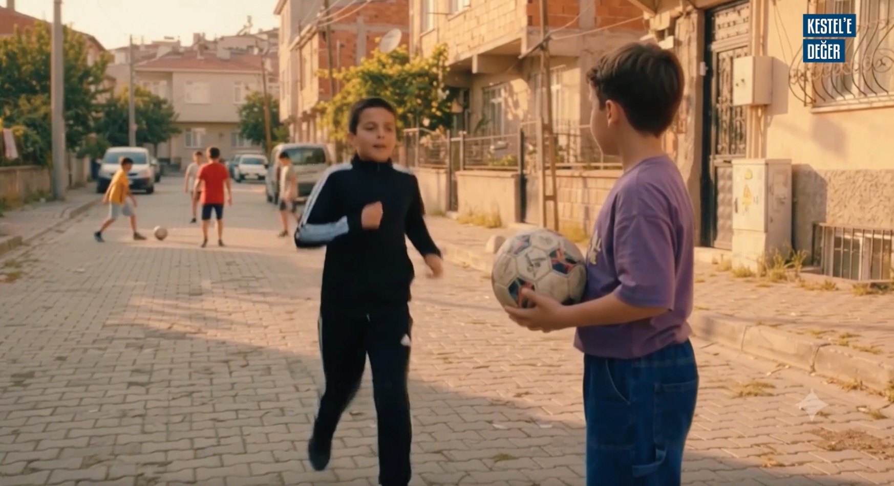 9 Mahallemizde Halı Saha Çalışması
