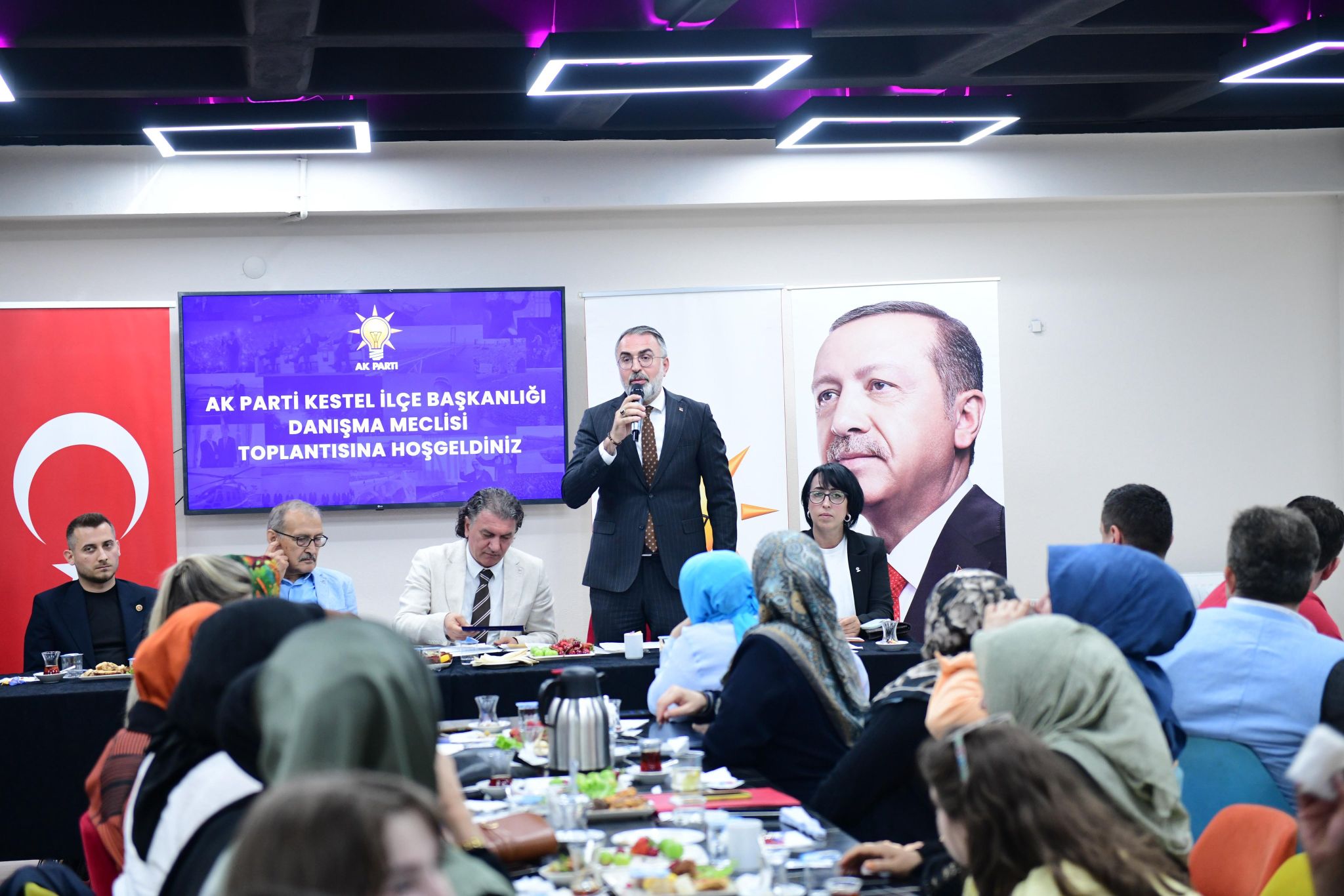 Teşkilat çalışması, davamızın en önemli prensiplerindendir