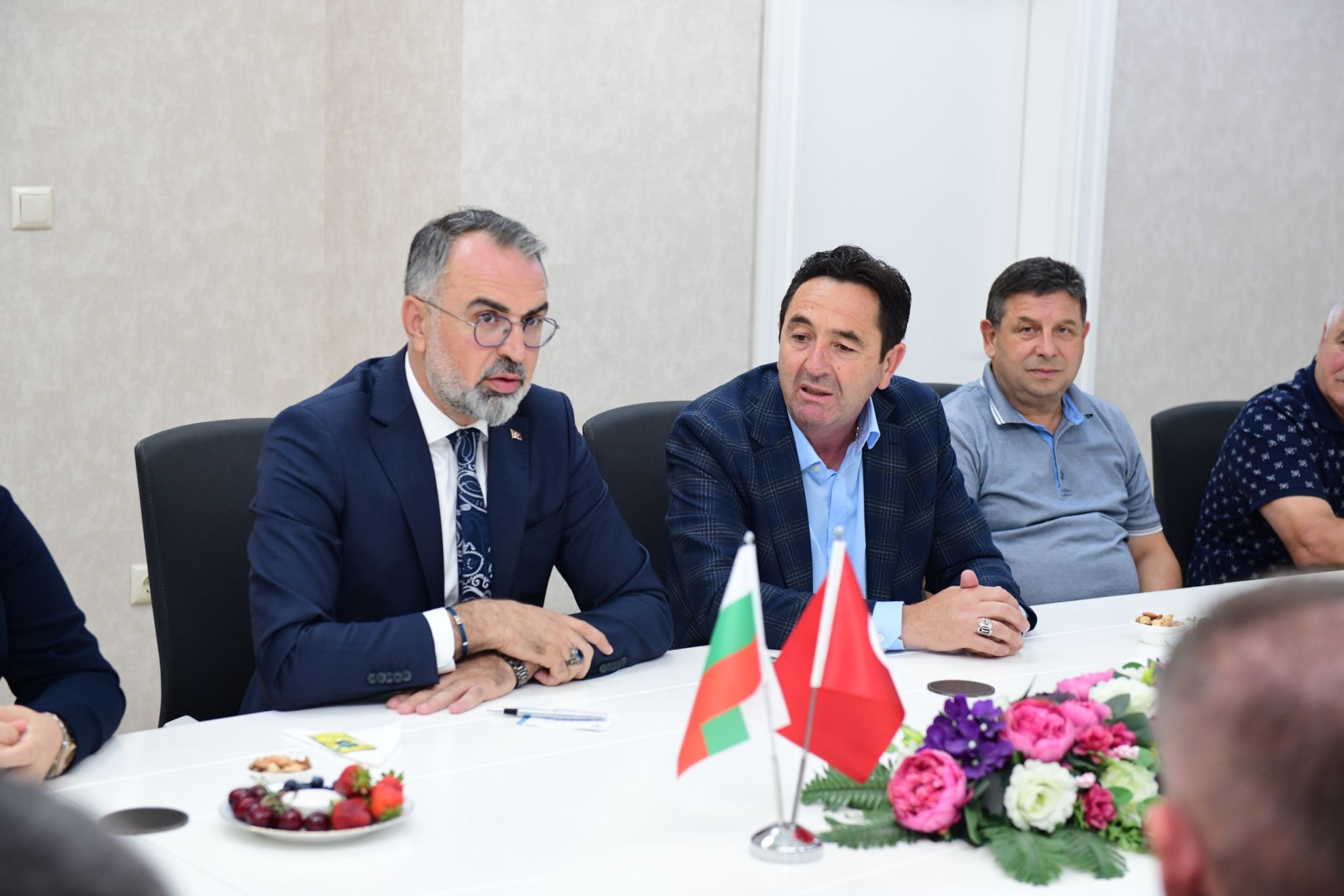 Necmi Ali ve beraberindeki heyeti belediyemizde ağırlamaktan büyük memnuniyet duyduk.
