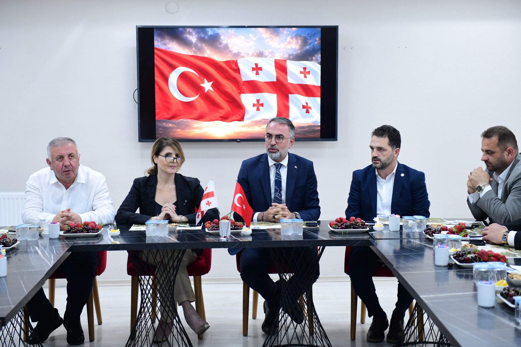 Sayın Eliso Bolkvadze ve değerli heyetini Kestelimizde misafir ettik.